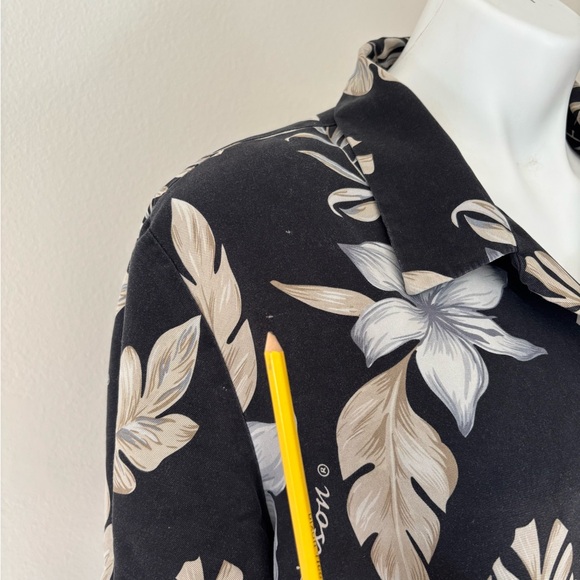 Harley-Davidson Black and Cream Floral Button Down Shirt - Picture 2 of 12